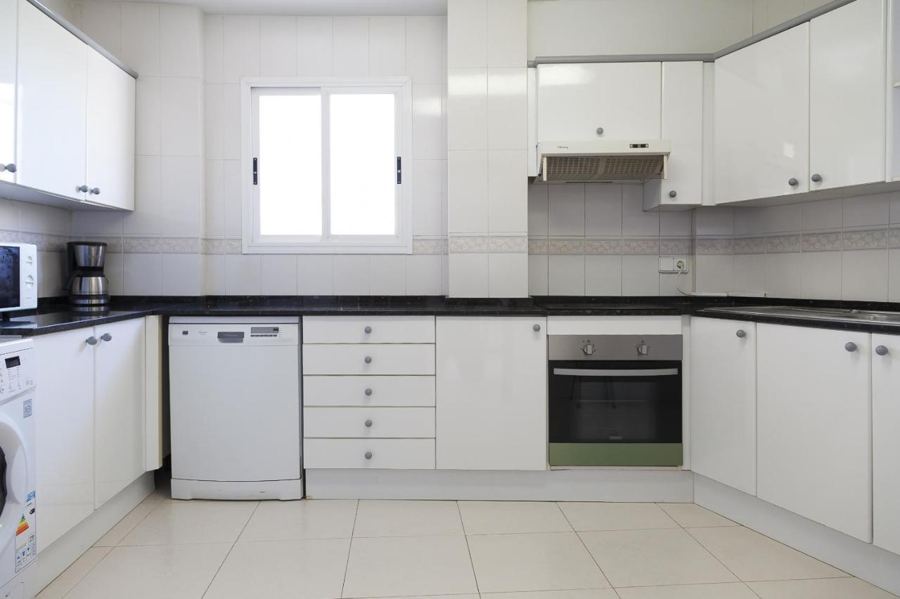 Uhc Barcino Apartments 살루 외부 사진